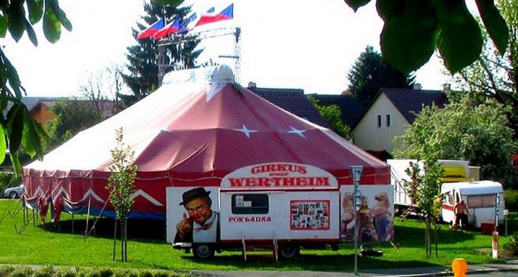 cirkus.jpg